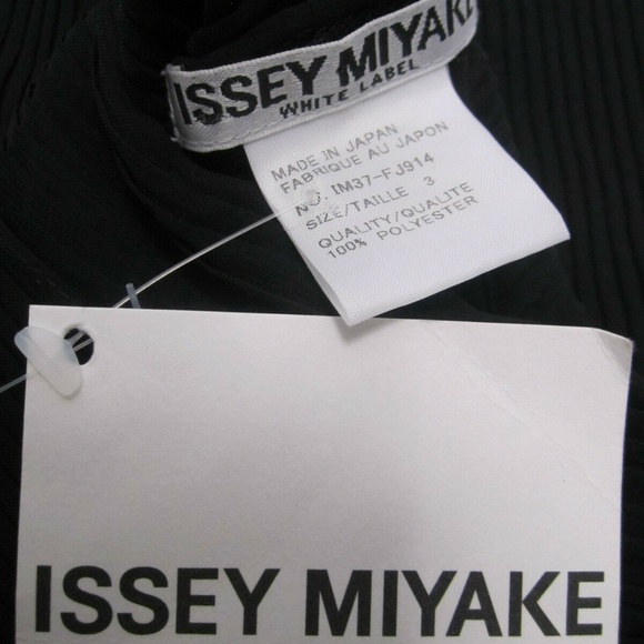 Brand New Issey Miyake Top Size 8 US Authentic - Picture 5 of 6